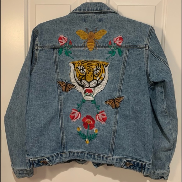 Urban Outfitters Jackets & Blazers - [F21] Embroidered Denim Jacket 🍯